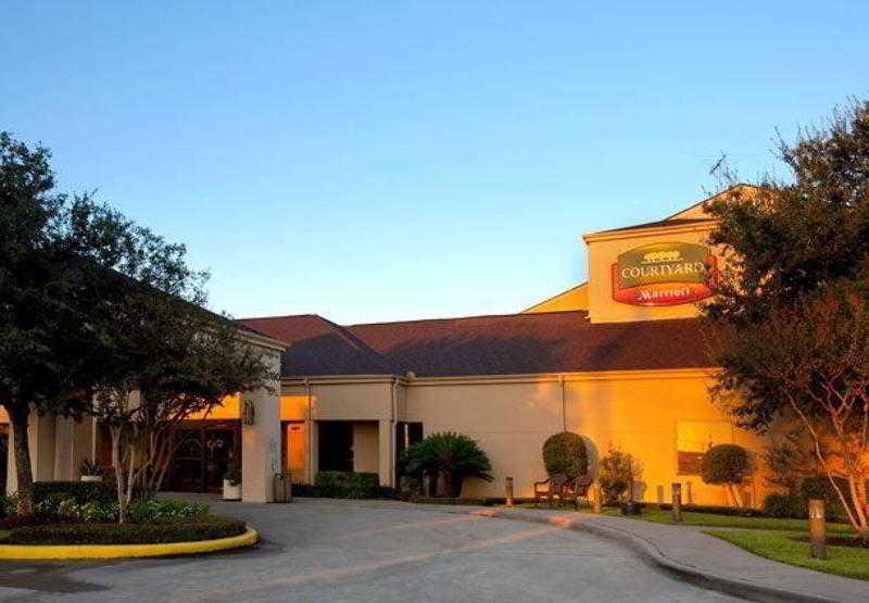 Courtyard By Marriott Hobby Airport Hotel Houston