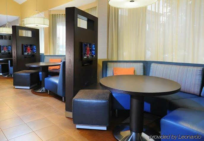 Courtyard By Marriott Hobby Airport Houston